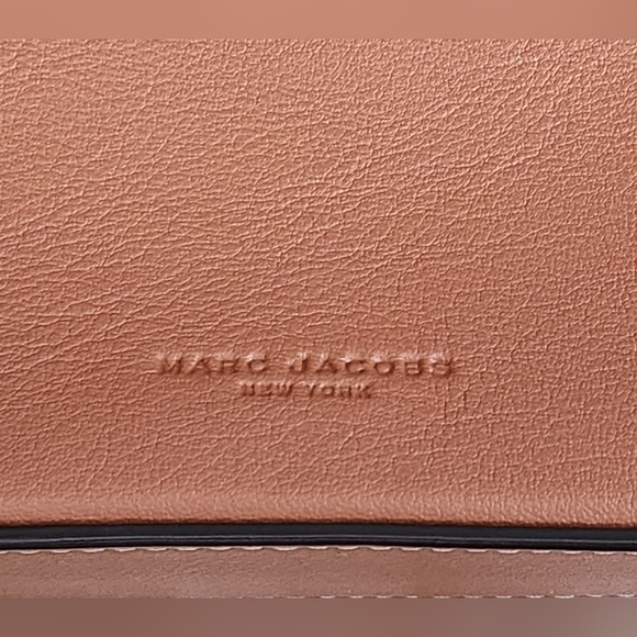 Marc Jacobs Noho Small Crossbody Bag - Picture 2 of 5
